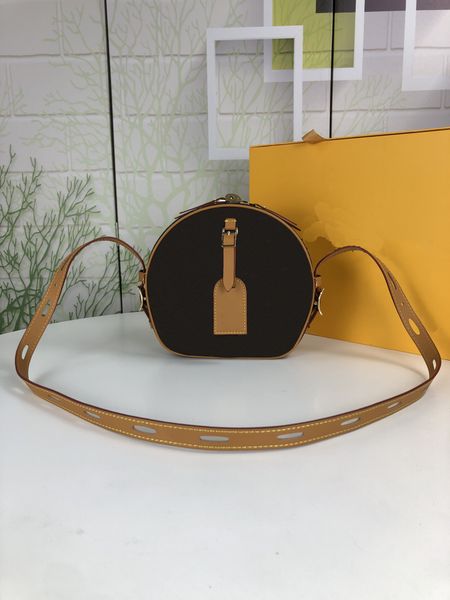2021 fashion designers women handbags luxurys lady shoulder bags leather messenger bag classic flowers crossbody purses chains plaid totes m
2021 fashion designers women handbags luxurys lady shoulder bags leather messenger bag classic flowers crossbody purses chains plaid totes m
