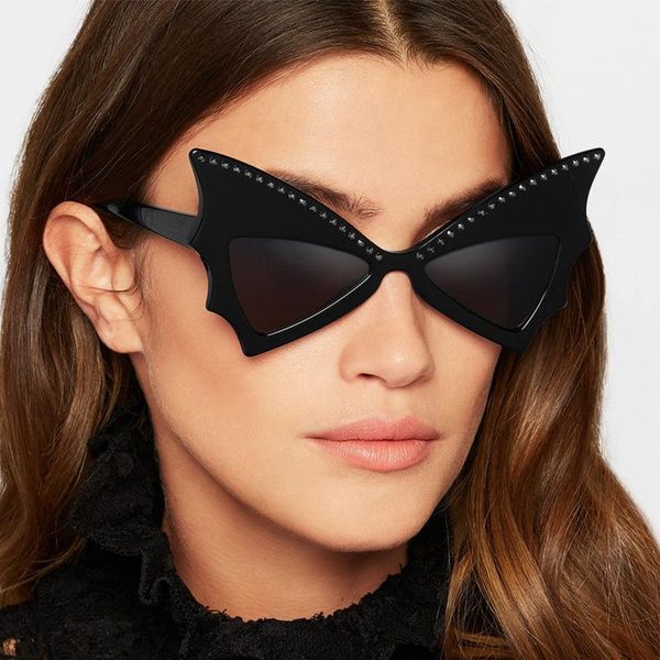 sunglasses oversize women bat shades sun glasses rivet big frame sunglass personality dance party, White;black
sunglasses oversize women bat shades sun glasses rivet big frame sunglass personality dance party, White;black