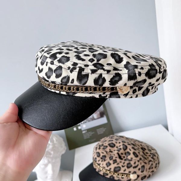 stingy brim hats 202106-js autumn fashion leopard metal chain street punk leisure octagonal hat men women visors cap, Blue;gray
stingy brim hats 202106-js autumn fashion leopard metal chain street punk leisure octagonal hat men women visors cap, Blue;gray