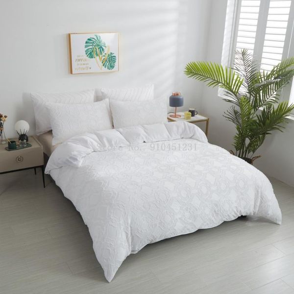 bedding sets simple duvet cover set with pillowcases solid color home textile luxury bedclothes king twin size drop
bedding sets simple duvet cover set with pillowcases solid color home textile luxury bedclothes king twin size drop
