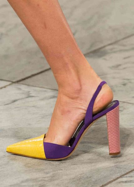 mixed color mode of woman high concise sandal design purple suede yellow buckle pointed toe to pumps in thick heels, Black
mixed color mode of woman high concise sandal design purple suede yellow buckle pointed toe to pumps in thick heels, Black