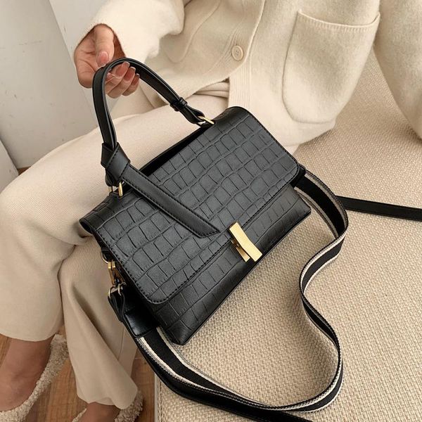 evening bags stone pattern crossbody women 2021 chic fashion designer wide straps pu leather chain shoulder bag daily handbags
evening bags stone pattern crossbody women 2021 chic fashion designer wide straps pu leather chain shoulder bag daily handbags