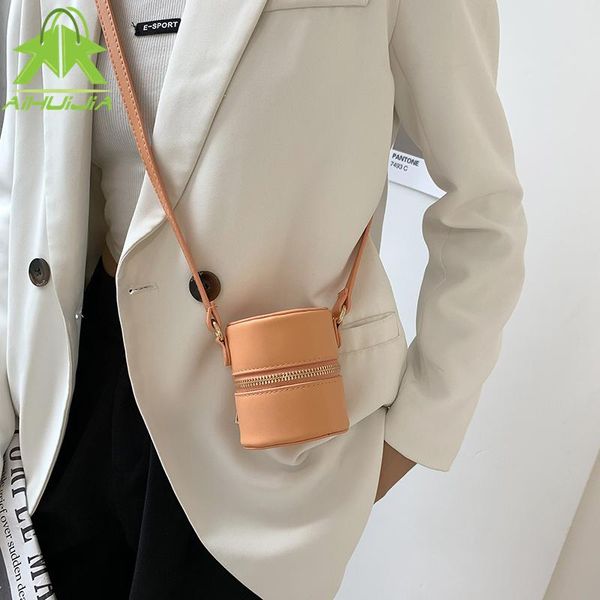 shoulder bags fashion luxurious high capacity crossbody solid color simplicity bucket small 2021 trend women messenger
shoulder bags fashion luxurious high capacity crossbody solid color simplicity bucket small 2021 trend women messenger
