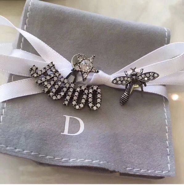 fashion charm d family bee inlaid snowflake asymmetric temperament female star same dijia earrings, Golden
fashion charm d family bee inlaid snowflake asymmetric temperament female star same dijia earrings, Golden