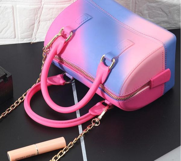 2020 new portable messenger bag trend color 18contrast mini shell transparent beach color jelly bag25, Red;black
2020 new portable messenger bag trend color 18contrast mini shell transparent beach color jelly bag25, Red;black