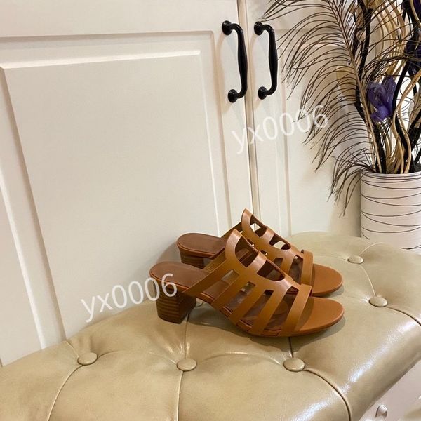 2021 new leather shoes luxury women men genuine leather suede platform flat casual shoe lace up reflective triple vintage jm210119, Red;white
2021 new leather shoes luxury women men genuine leather suede platform flat casual shoe lace up reflective triple vintage jm210119, Red;white