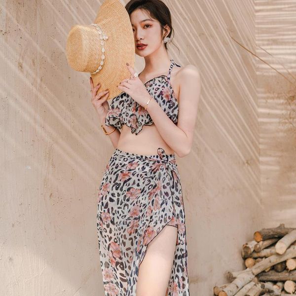 summer leopard print elegant beach wear backless women swimsuit 3 piece bikini set spring push up swimwear women's, White;black
summer leopard print elegant beach wear backless women swimsuit 3 piece bikini set spring push up swimwear women's, White;black
