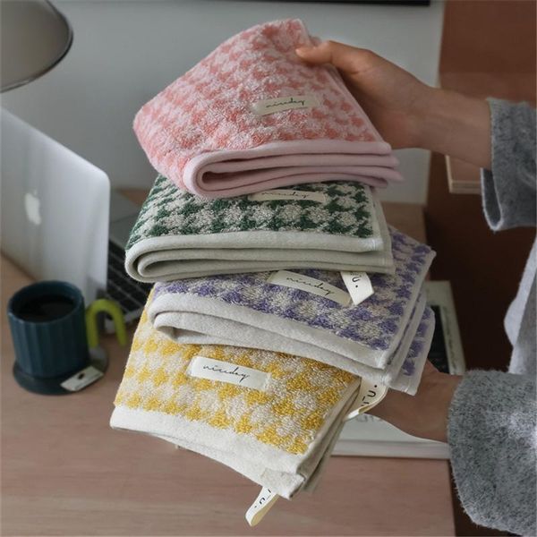 towel retro houndstooth pure cotton classic plaid jacquard series soft skin-friendly face towels super absorbent bathroom
towel retro houndstooth pure cotton classic plaid jacquard series soft skin-friendly face towels super absorbent bathroom