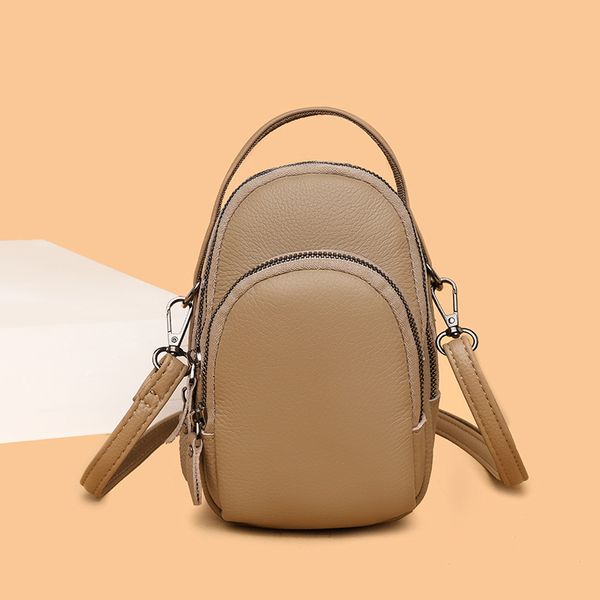 wholesale factory ladies genuine leather shoulder bags simple solid color leathers handbag 3-layer zipper women mobile phone bag joker black
wholesale factory ladies genuine leather shoulder bags simple solid color leathers handbag 3-layer zipper women mobile phone bag joker black