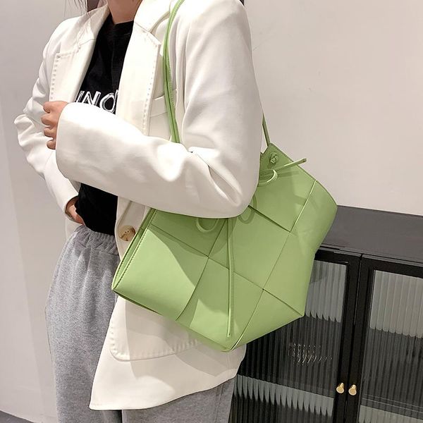 weave casual large tote bag pu leather women's designer handbag capacity shoulder bags underarm cross body
weave casual large tote bag pu leather women's designer handbag capacity shoulder bags underarm cross body