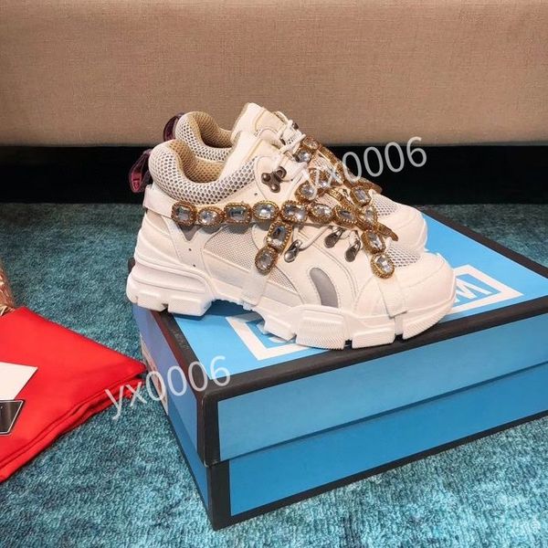 2021 wholesale latest designer sports shoes women& leisure limited edition sport shoe shell printed dance shoes milan catwalk rs210101, Red;white
2021 wholesale latest designer sports shoes women& leisure limited edition sport shoe shell printed dance shoes milan catwalk rs210101, Red;white