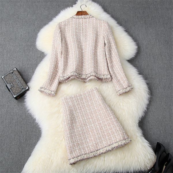 runway female designer fashion autumn beading tweed wool jacket and twinset suit skirt, Black
runway female designer fashion autumn beading tweed wool jacket and twinset suit skirt, Black