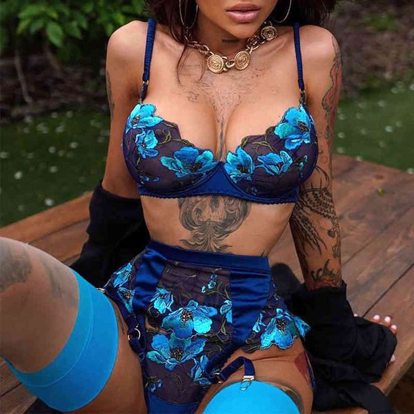 dvicky thong lingerie set woman floral embroidery sexi lace bra mesh sensual underwear erotic garters female fancy outfits, Black;white
dvicky thong lingerie set woman floral embroidery sexi lace bra mesh sensual underwear erotic garters female fancy outfits, Black;white