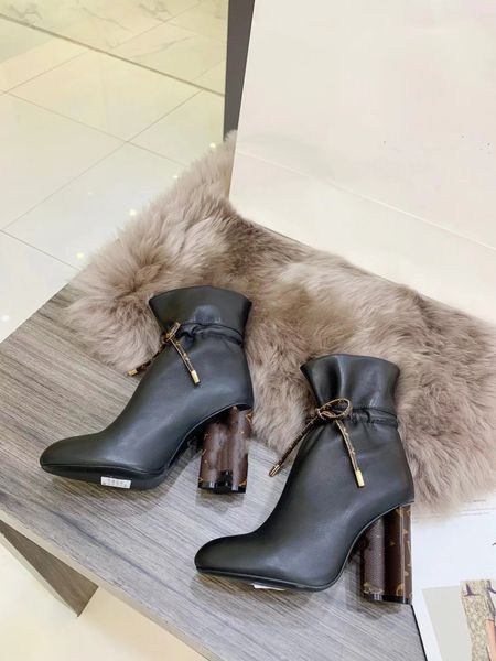 black nightfall half boots/booties autumn elastic and calf boots women high heel leather soles plum blossom heel fashion women boots size35-
black nightfall half boots/booties autumn elastic and calf boots women high heel leather soles plum blossom heel fashion women boots size35-