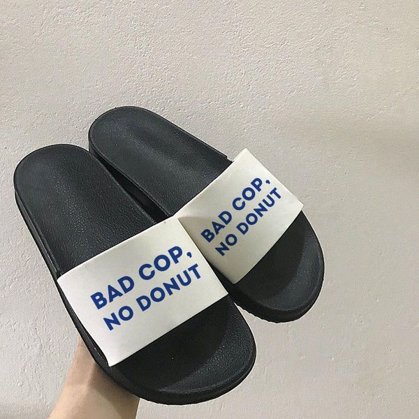 slippers 2021 women harajuku letter simple non-slip comfortable style summer beach fashion open toe female sandals, Black
slippers 2021 women harajuku letter simple non-slip comfortable style summer beach fashion open toe female sandals, Black