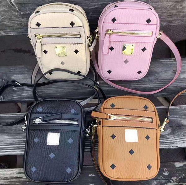 classic print multifunctional men's messenger camera bag woman shoulder bags waist bag
classic print multifunctional men's messenger camera bag woman shoulder bags waist bag