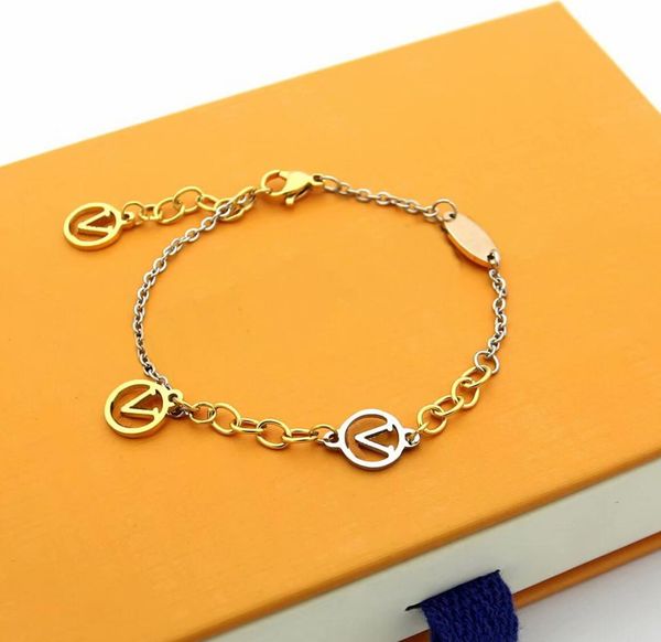 europe america fashion style lady women titanium steel 3 color chain bracelet with hollow out v initials charm twinkle, Golden;silver
europe america fashion style lady women titanium steel 3 color chain bracelet with hollow out v initials charm twinkle, Golden;silver
