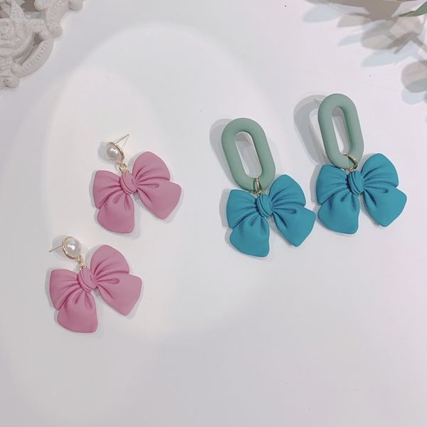 863 pink bow women's simple and compact design temperament 925 silver needle earrings spring new women, Black
863 pink bow women's simple and compact design temperament 925 silver needle earrings spring new women, Black