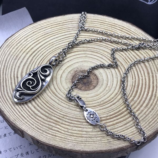 Necklace Croquet Oval Pendant Men's and Women's Personality Hip Hop Long Chain Accessories in Autumn Winter, Silver
Necklace Croquet Oval Pendant Men's and Women's Personality Hip Hop Long Chain Accessories in Autumn Winter, Silver