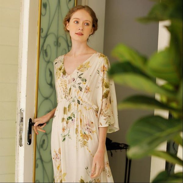 spring summer viscose womens sleepwears short sleeve floral fashion long nightgowns casual loose sleepwear delicate home night dress, Black;red
spring summer viscose womens sleepwears short sleeve floral fashion long nightgowns casual loose sleepwear delicate home night dress, Black;red