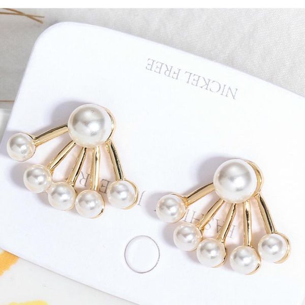 simple cute sweet imitation pearl sector retro elegant stud earrings for women girl fashion jewelry accessories, Golden;silver
simple cute sweet imitation pearl sector retro elegant stud earrings for women girl fashion jewelry accessories, Golden;silver