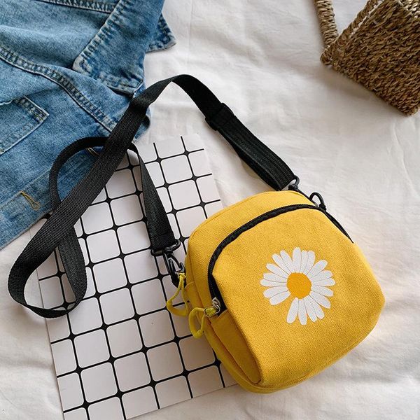 evening bags small daisy women canvas shoulder fashion ladies crossbody messenger bag daily use girls student pouch mini phone
evening bags small daisy women canvas shoulder fashion ladies crossbody messenger bag daily use girls student pouch mini phone