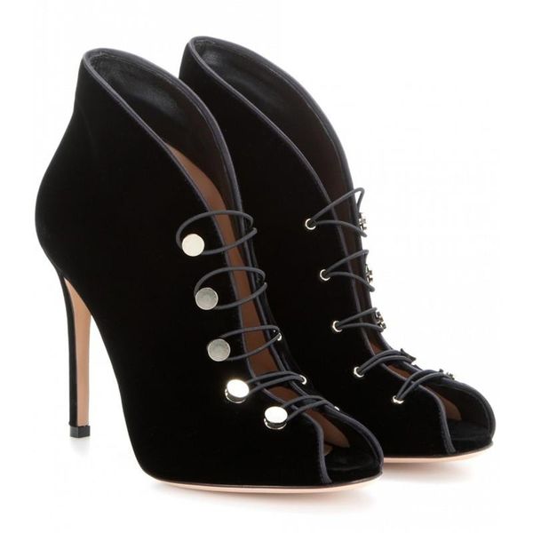 saling fashion gladiator women high heel shoes peep toe lady pump wedding party black metal buckle dress
saling fashion gladiator women high heel shoes peep toe lady pump wedding party black metal buckle dress