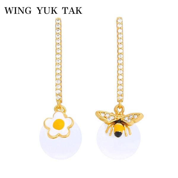 stud wing yuk tak arrival trendy opal bee earrings for women exquisite insect jewelry copper inlay rhinestone 2021, Golden;silver
stud wing yuk tak arrival trendy opal bee earrings for women exquisite insect jewelry copper inlay rhinestone 2021, Golden;silver