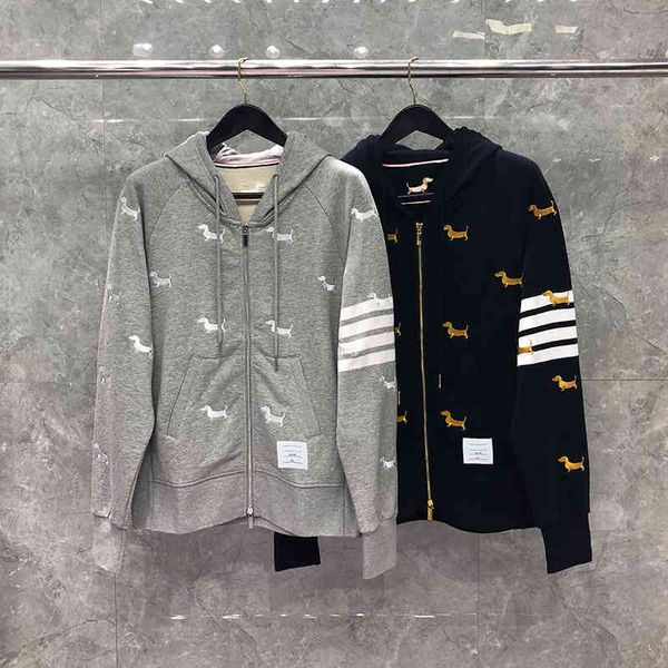 dongguan brand daizhiying tb coat new casual zipper fashion hooded loose cardigan, Black;brown
dongguan brand daizhiying tb coat new casual zipper fashion hooded loose cardigan, Black;brown