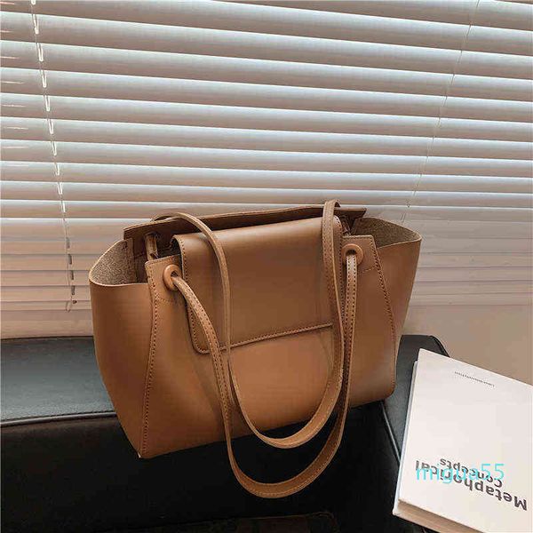cross body bags fashion winter pu leather crossbody brand designer women great capacity shoulder bags towels tote sac
cross body bags fashion winter pu leather crossbody brand designer women great capacity shoulder bags towels tote sac