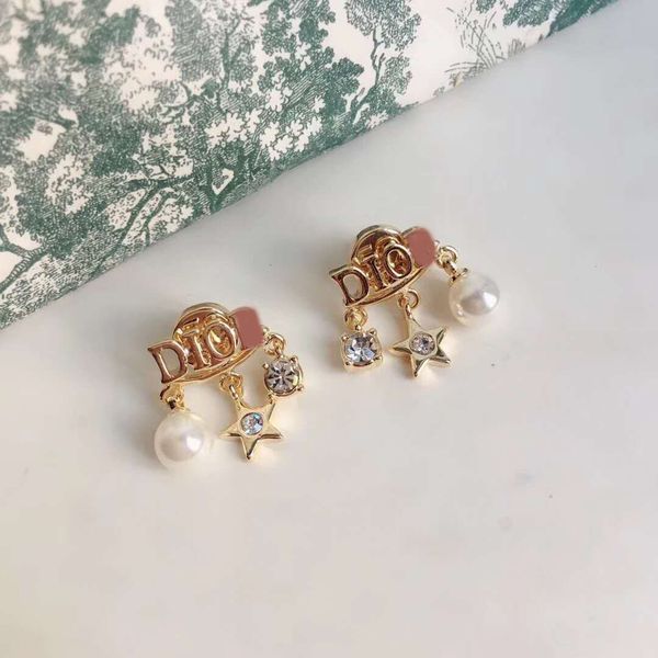 pearl diamond tassel earrings personality net red girl letter tassel earrings with gift box package, Golden
pearl diamond tassel earrings personality net red girl letter tassel earrings with gift box package, Golden