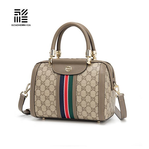 elderly bag female wedding mother middle-aged mother-in-law cross portable simple hand carrying one shoulder messenger bag
elderly bag female wedding mother middle-aged mother-in-law cross portable simple hand carrying one shoulder messenger bag