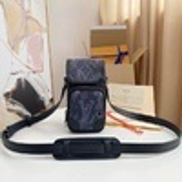 libobo6_1 5ab2 m45650 backpacks handbags iconic handles shoulder bags totes cross body bag clutches evening oxidized leather business, Red;black
libobo6_1 5ab2 m45650 backpacks handbags iconic handles shoulder bags totes cross body bag clutches evening oxidized leather business, Red;black