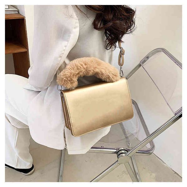 designer handbags foreing style small square clutch bag 2022 luxurious fashion new women's bag plush wrist handbag single shoulder mess
designer handbags foreing style small square clutch bag 2022 luxurious fashion new women's bag plush wrist handbag single shoulder mess