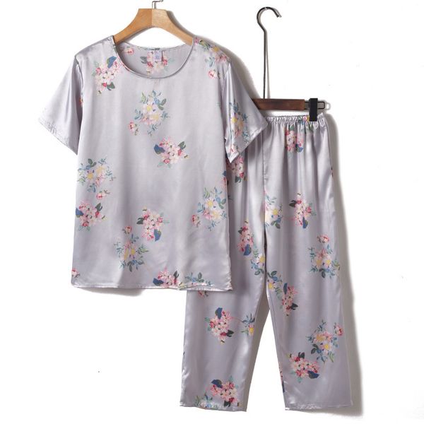 women's sleepwear pajamas women summer pyjamas thin silk suit casual large size two-piece set spring autumn middle aged mother home clo, Black;red
women's sleepwear pajamas women summer pyjamas thin silk suit casual large size two-piece set spring autumn middle aged mother home clo, Black;red