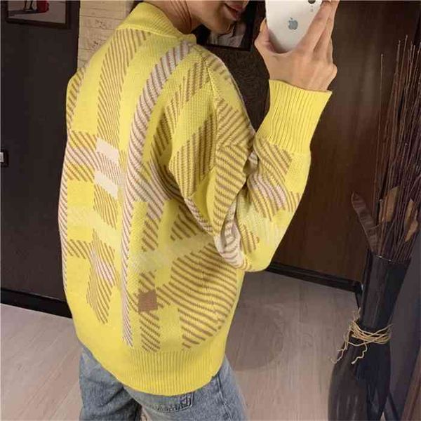 colorfaith new 2021 autumn winter womens sweaters plaid checkered buttons cardigans fashionable korean ladies knitwears swc8814, White;black
colorfaith new 2021 autumn winter womens sweaters plaid checkered buttons cardigans fashionable korean ladies knitwears swc8814, White;black