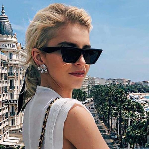 sunglasses fashion cat eye women's european and american personalized all-match transparent colorful frame street, White;black
sunglasses fashion cat eye women's european and american personalized all-match transparent colorful frame street, White;black