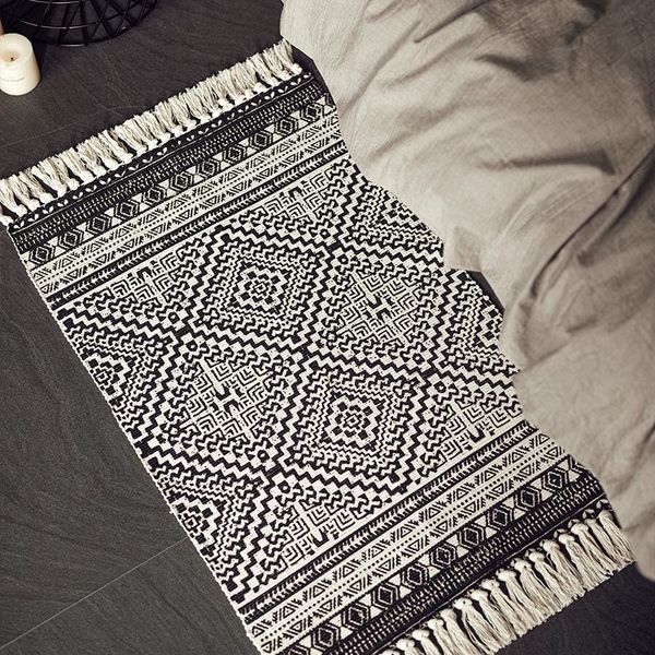 carpets black and white hand woven cotton linen carpet rug bedside geometric floor mat living room bedroom home decor
carpets black and white hand woven cotton linen carpet rug bedside geometric floor mat living room bedroom home decor