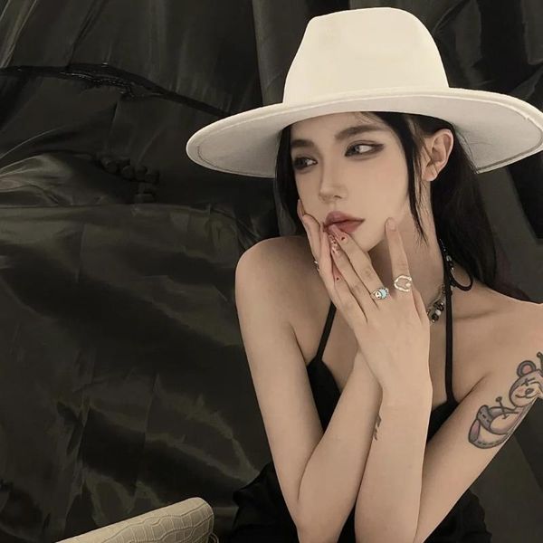 stingy brim hats vintage pie hat women wide wool felt fedora black female jazz cap panama gangsters england retro gentlemen, Blue;gray
stingy brim hats vintage pie hat women wide wool felt fedora black female jazz cap panama gangsters england retro gentlemen, Blue;gray
