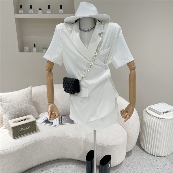 blazers spring female summer niche fashion design lateral versatile short jacket, White;black
blazers spring female summer niche fashion design lateral versatile short jacket, White;black