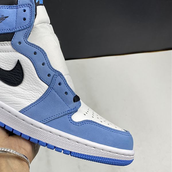 air 1 high og university blue 555088-134 1s i women men sports shoes sneakers trainers with original box, Black;white
air 1 high og university blue 555088-134 1s i women men sports shoes sneakers trainers with original box, Black;white