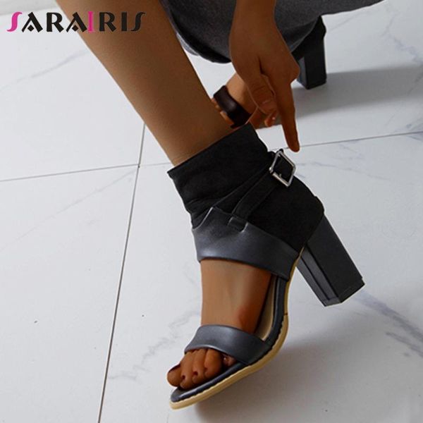 arrival ladies 2021 high block heels sandals summer elegant women ins gladiator shoes woman, Black
arrival ladies 2021 high block heels sandals summer elegant women ins gladiator shoes woman, Black
