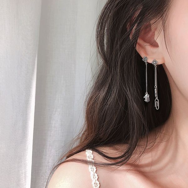 chrome/hearts s925 sterling silver croxin retro earrings women's asymmetric ear thread make old anchor pin earrings ear accessories
chrome/hearts s925 sterling silver croxin retro earrings women's asymmetric ear thread make old anchor pin earrings ear accessories