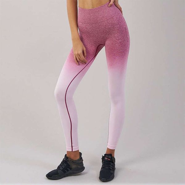 2021 spring new elastic high waist seamless gradual change pants, sports slim tight capris, female leggings, Black;green
2021 spring new elastic high waist seamless gradual change pants, sports slim tight capris, female leggings, Black;green
