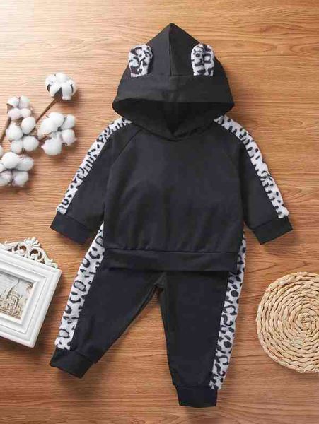 baby raglan sleeve contrast leopard side seam 3d ears design hoodie & sweatpants she, White
baby raglan sleeve contrast leopard side seam 3d ears design hoodie & sweatpants she, White