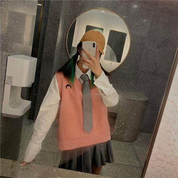 women's sweaters autumn winter streetwear korean harajuku embroidered women sleeveless sweater student y2k v-neck knit pullovers for d, White;black
women's sweaters autumn winter streetwear korean harajuku embroidered women sleeveless sweater student y2k v-neck knit pullovers for d, White;black