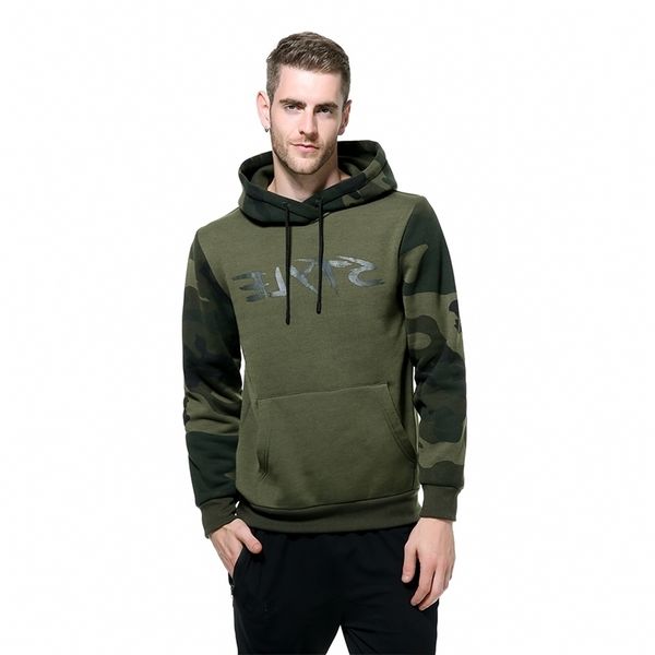 2021 new men camo hooded fleece warm sweater herfst spring random long mouw truien male camouflage patchwork sweatshirts, Black;green
2021 new men camo hooded fleece warm sweater herfst spring random long mouw truien male camouflage patchwork sweatshirts, Black;green