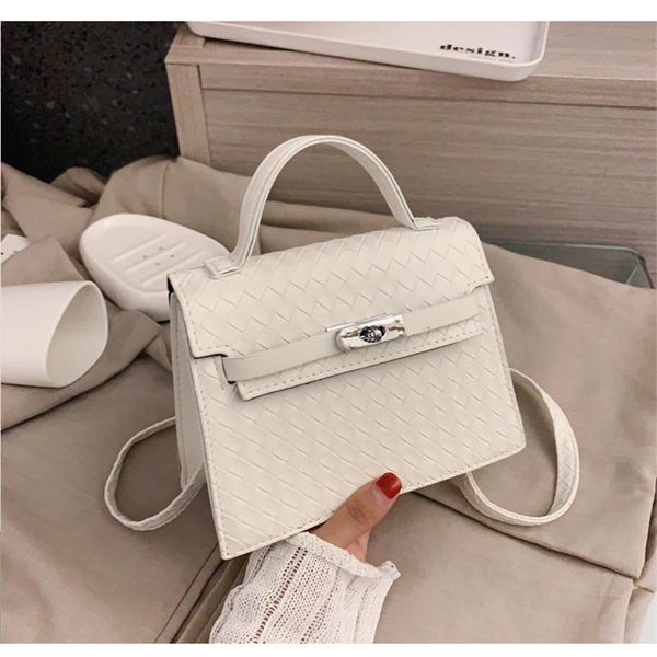 evening bags fashion weave handbag for women lock open pu leather small shoulder phone key casual daily messenger crossbody bag purse
evening bags fashion weave handbag for women lock open pu leather small shoulder phone key casual daily messenger crossbody bag purse