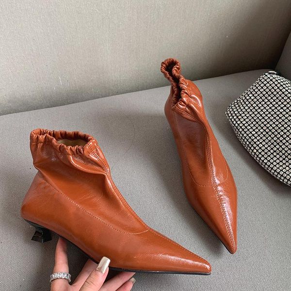 boots women pointed toe med heels design short ankle korean style 2021 autumn fashion modern ladies female shoes, Black
boots women pointed toe med heels design short ankle korean style 2021 autumn fashion modern ladies female shoes, Black