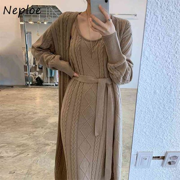 autumn twist patchwork dress chic long knitted sweater dresses solid color camis split femme vestidos 210422, Black;gray
autumn twist patchwork dress chic long knitted sweater dresses solid color camis split femme vestidos 210422, Black;gray